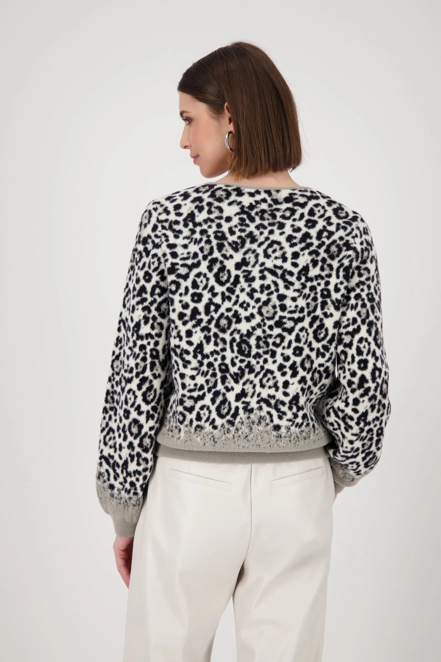 Strickjacke mit angesagtem Leopardenmuster