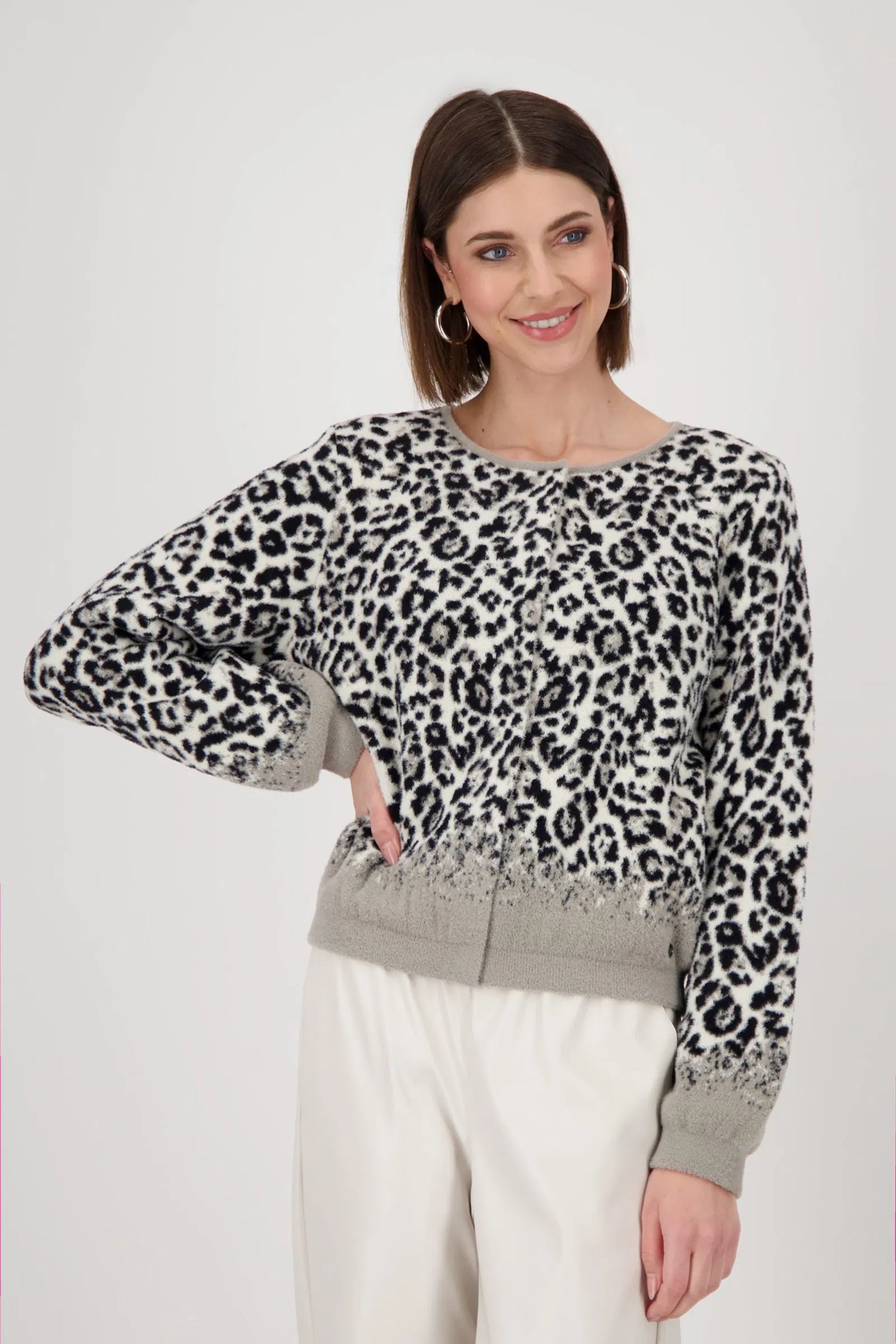 Strickjacke mit angesagtem Leopardenmuster
