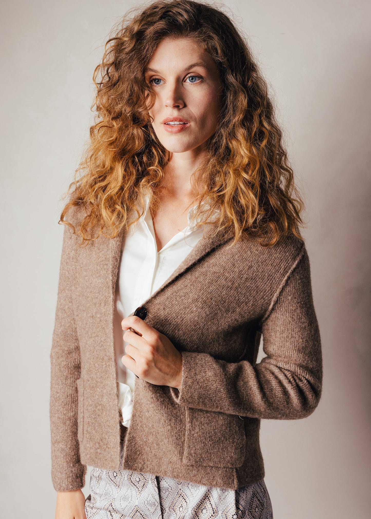 Strickjacke aus einer Lamawoll-Mischung